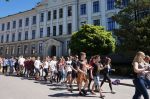 Uczniowie i nauczyciele pokazują, że czytają